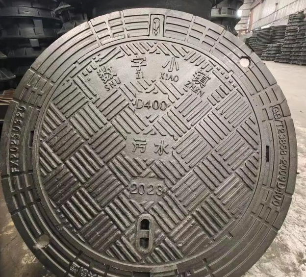 榕江球墨铸铁防沉降井盖展示